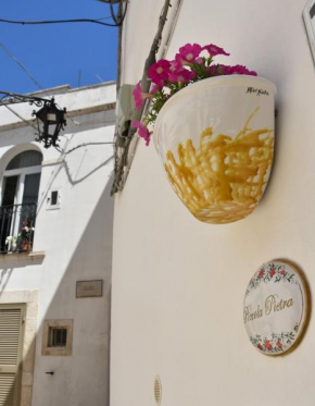 Piccola Pietra Martina Franca